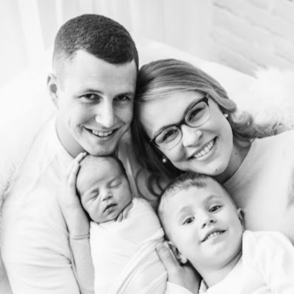 Meet your Posher, Katie - Picture 1 of 1